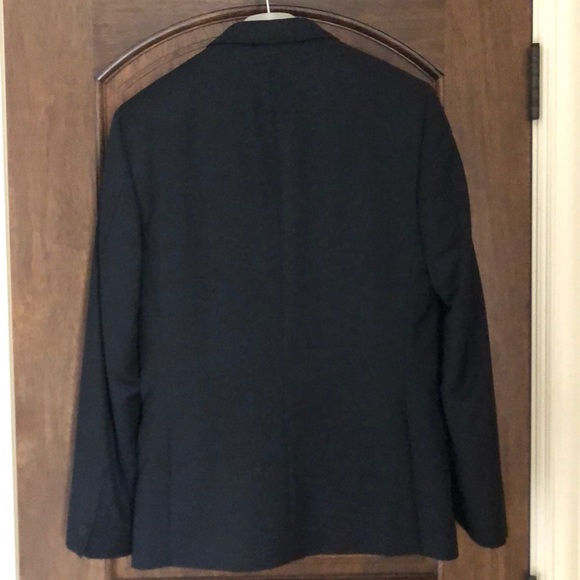 Luxury Ted Baker Suit - Picture 6 of 6